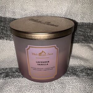 White Barn Lavender Vanilla Candle